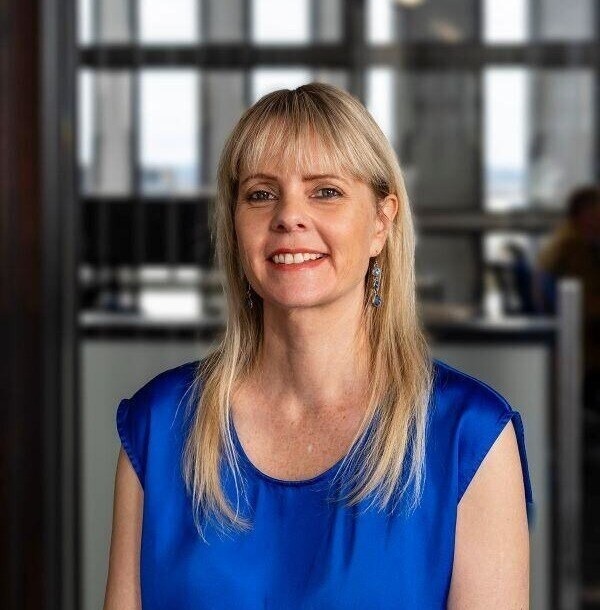 Justine Headshot 4-1-1